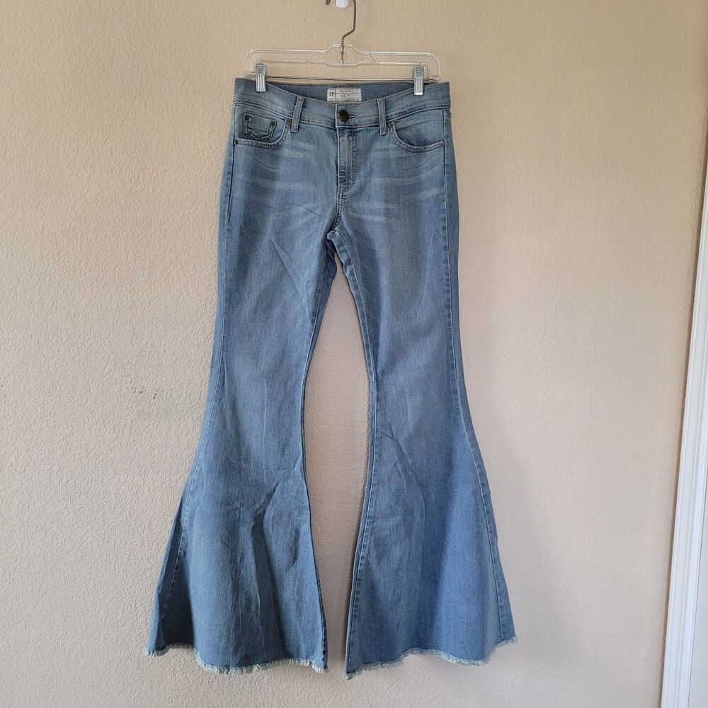 Free People We The Free Flare Jeans 30 Blue Mid Rise Bell Bottom Boho Festival